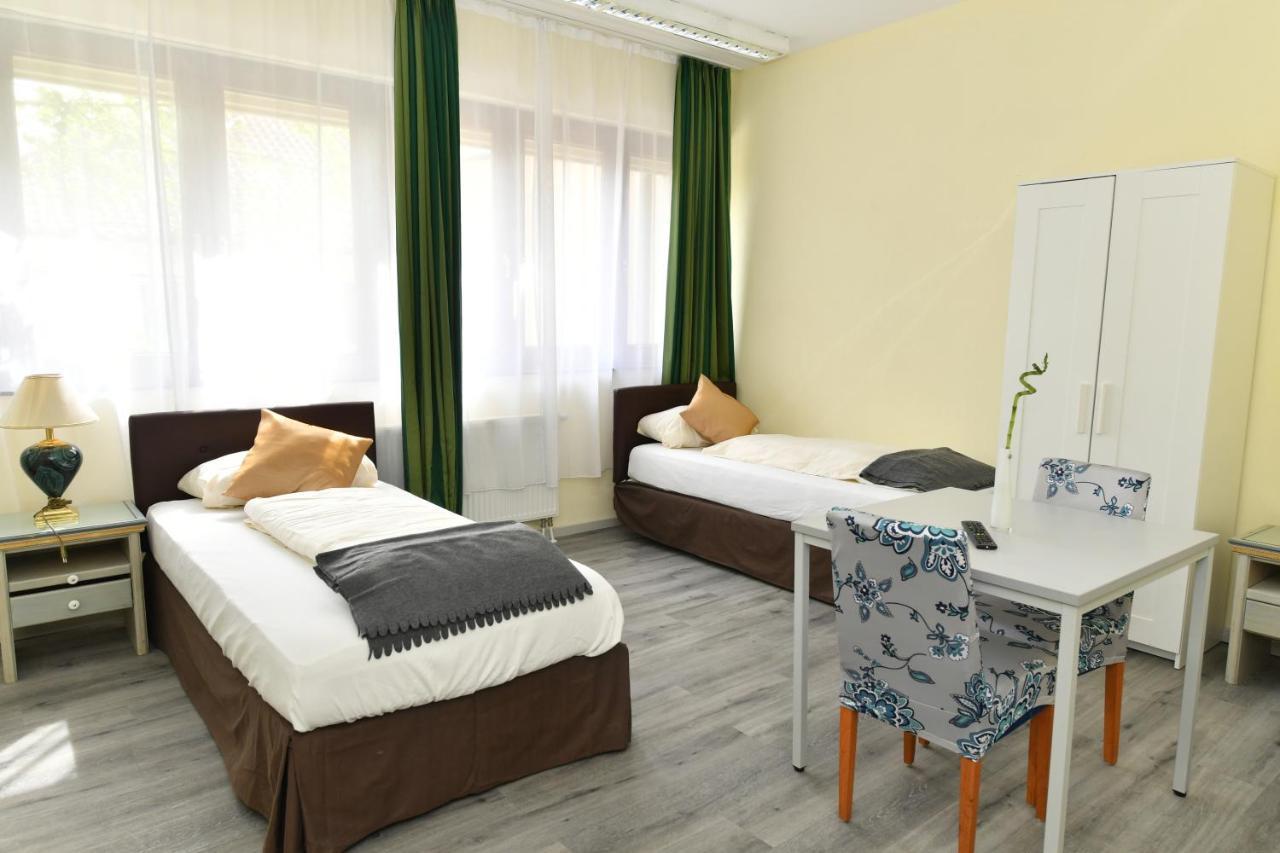 Messe Hotel Wanner Neuhausen auf den Fildern ภายนอก รูปภาพ